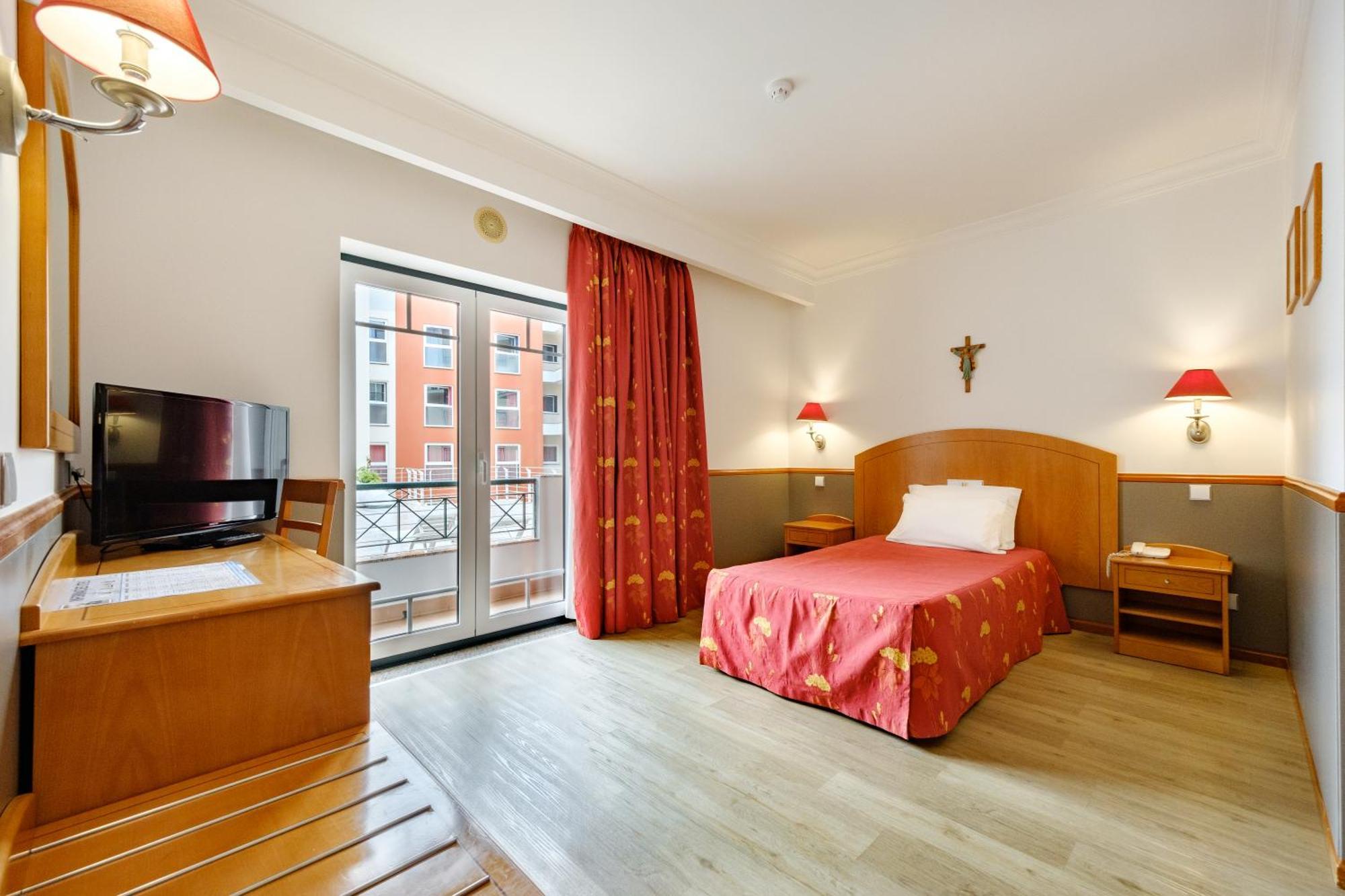 Single Room,1669826338:JPEG