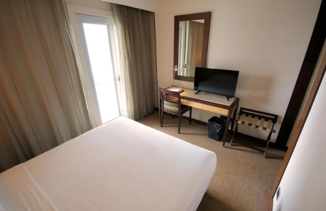 Hotel Lux Fatima-1